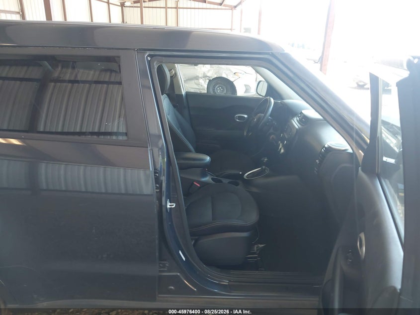 2016 KIA SOUL auction photo 5