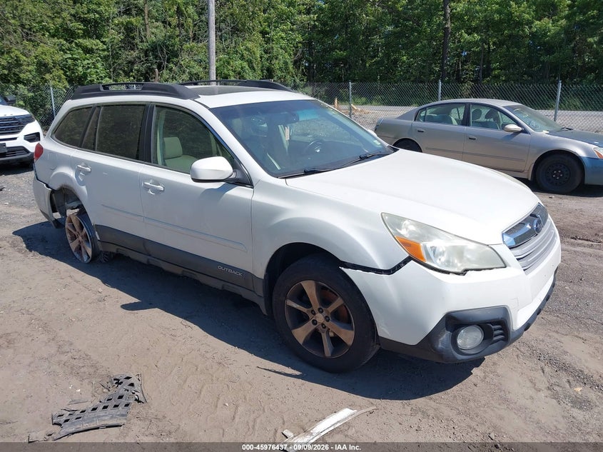 2013 SUBARU OUTBACK auction photo 1