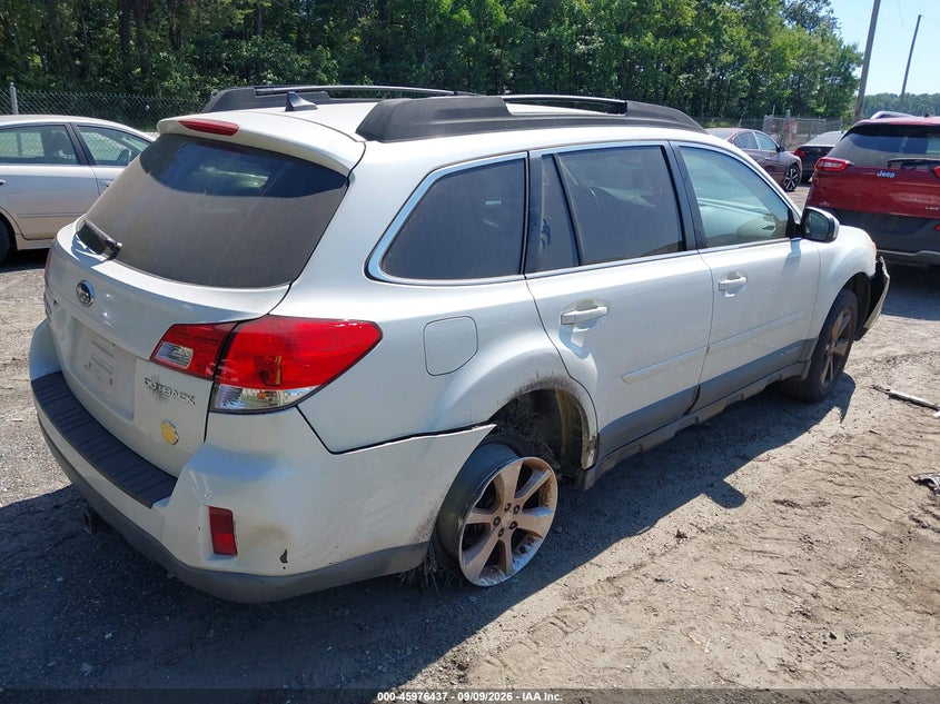2013 SUBARU OUTBACK auction photo 4