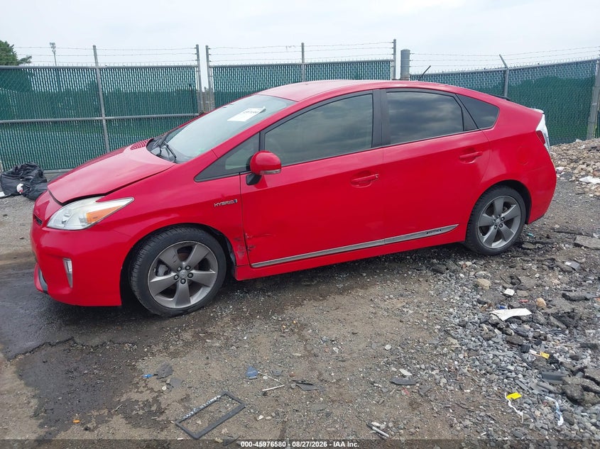 2015 Toyota Prius, Left Side, IAAI, VIN JTDKN3DU8F0425760 — photo 2
