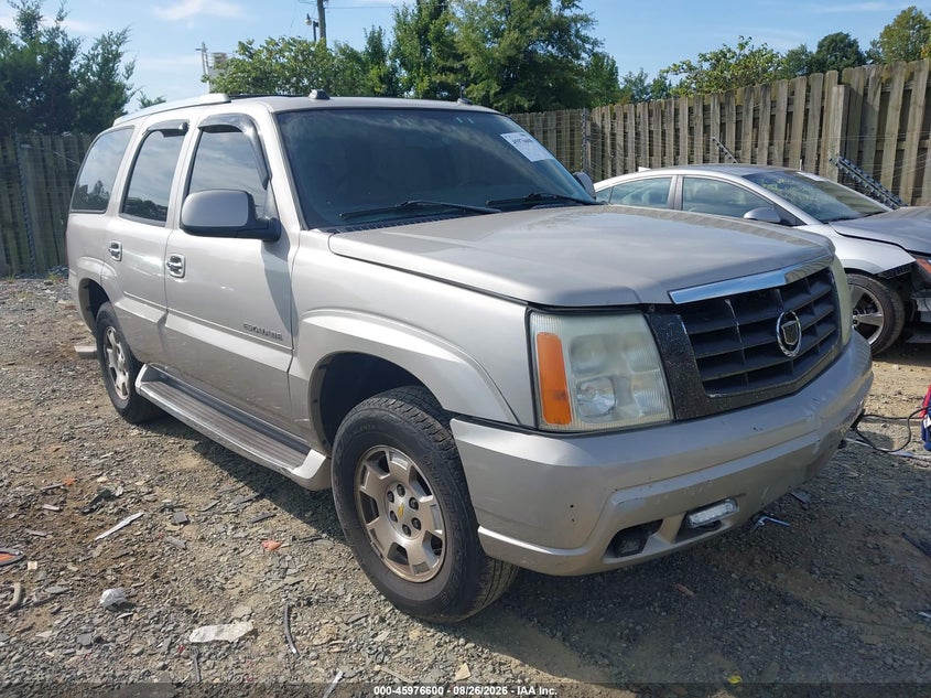 2004 CADILLAC ESCALADE auction photo 1