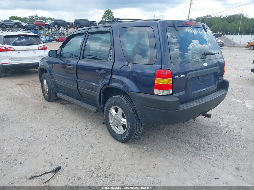 2004 FORD ESCAPE auction photo 3