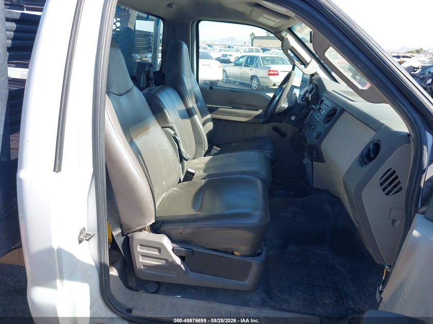 2009 FORD F-350 CHASSIS auction photo 5