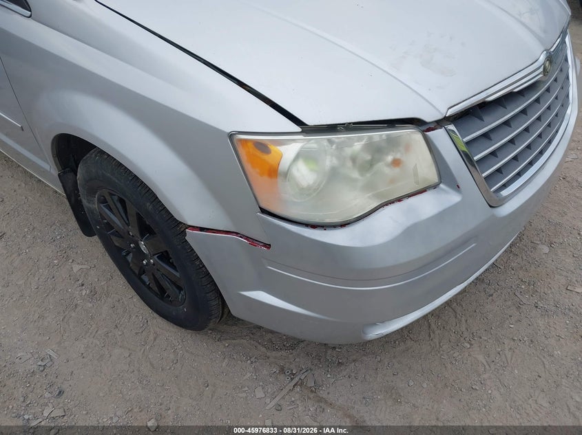 CHRYSLER TOWN & COUNTRY 2008 VIN 2A8HR54P78R129425