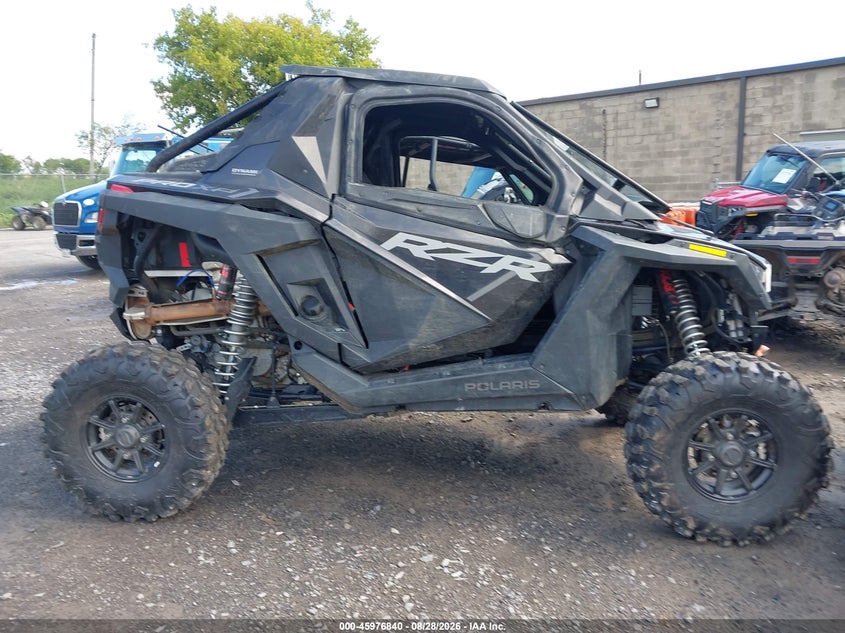 POLARIS RZR 2024