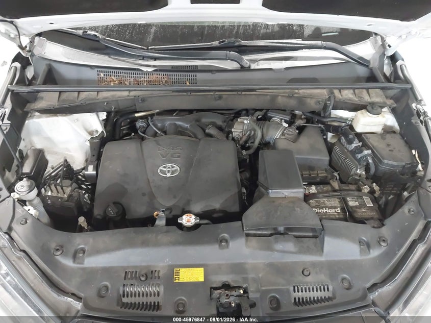 TOYOTA HIGHLANDER - zdjęcie 10