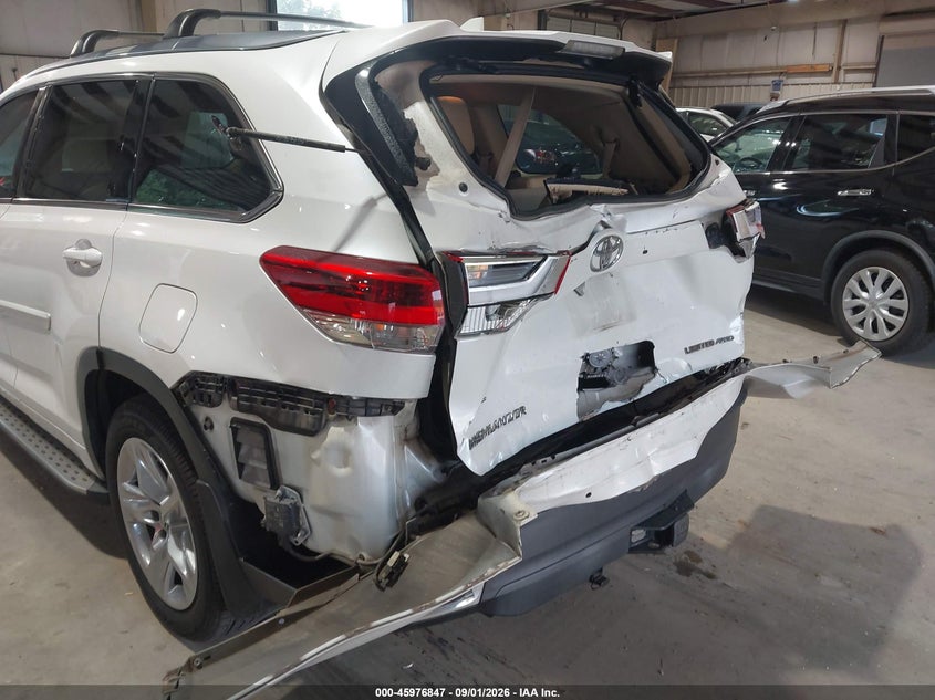 TOYOTA HIGHLANDER - zdjęcie 6