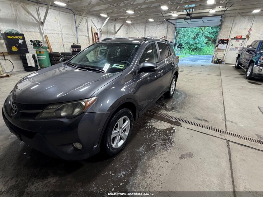 2014 Toyota RAV 4, Обычный износ, IAAI, VIN 2T3RFREV8EW187151 — фото 2