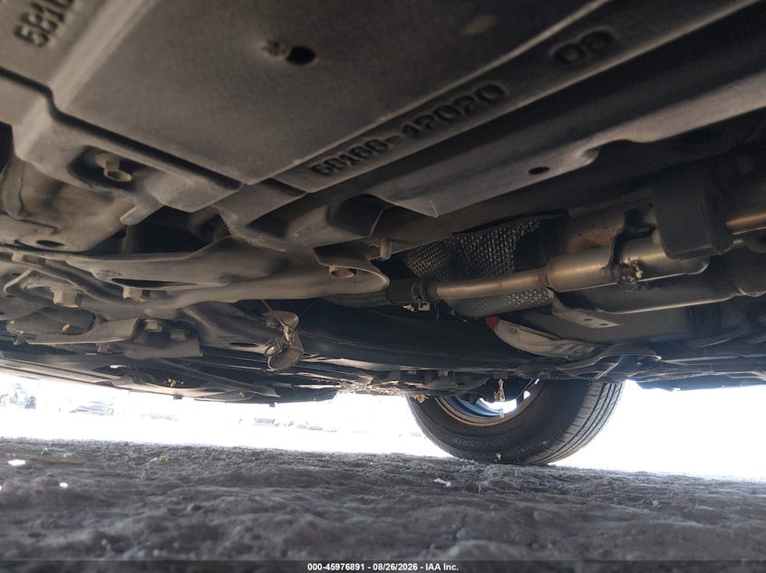 2011 TOYOTA PRIUS HATCHBACK 1.8L I-4 DOHC, VVT, REGULAR , 98HP