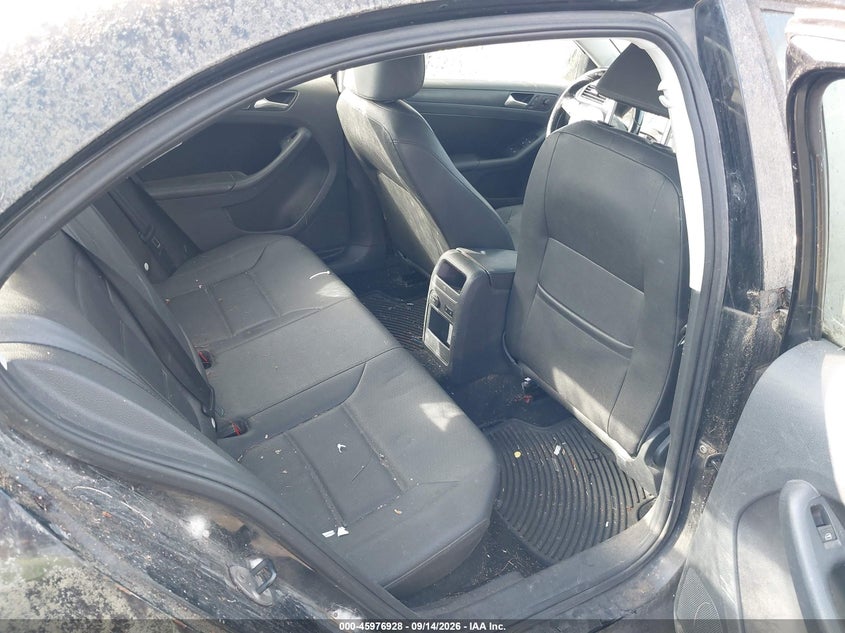 2012 VOLKSWAGEN JETTA auction photo 8