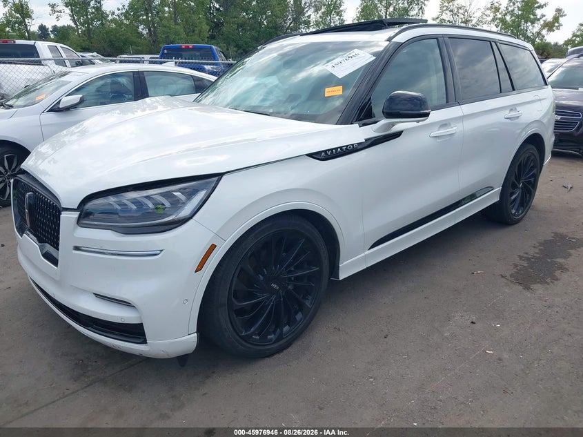 2023 LINCOLN AVIATOR auction photo 2