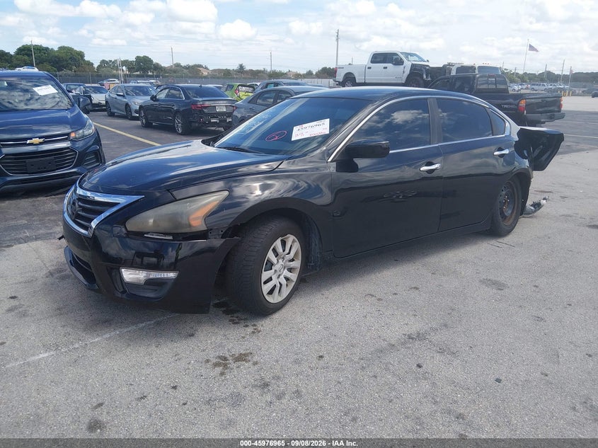 2014 Nissan Altima, Rear, IAAI, VIN 1N4AL3AP5EC178023 — photo 2