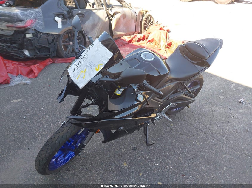 YAMAHA YZFR3 2021