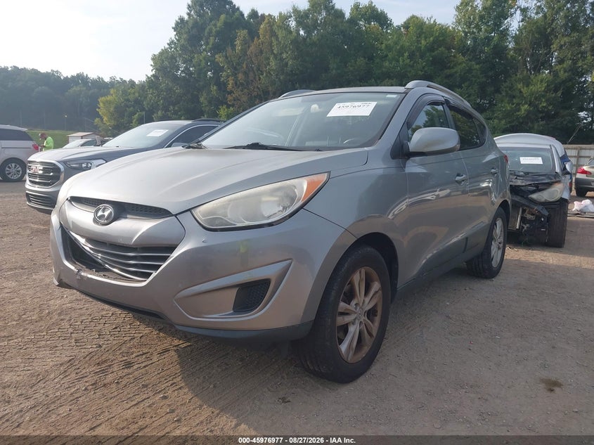 2011 Hyundai Tucson, Удар спереди, IAAI, VIN KM8JU3AC7BU291509 — фото 2