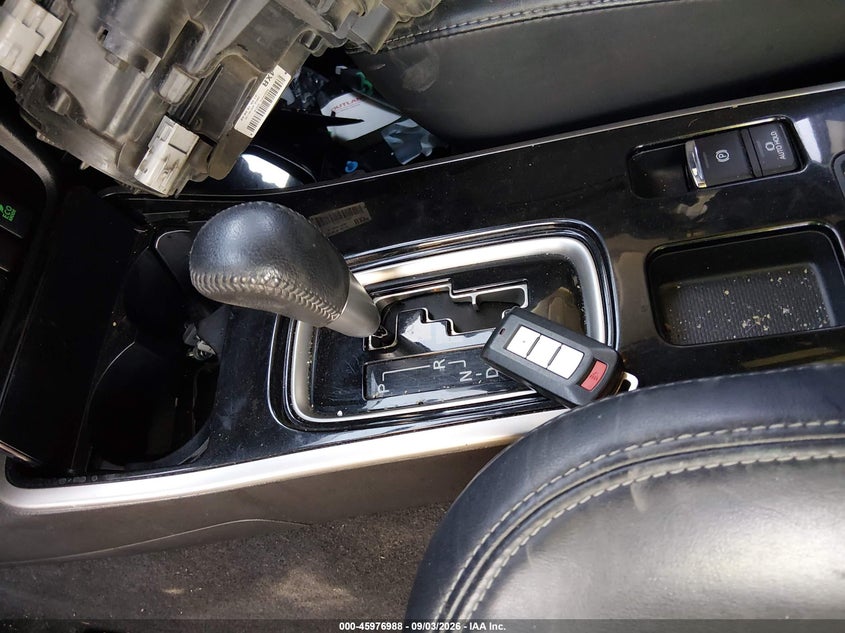 MITSUBISHI OUTLANDER 2020 VIN JA4AD3A34LJ000188