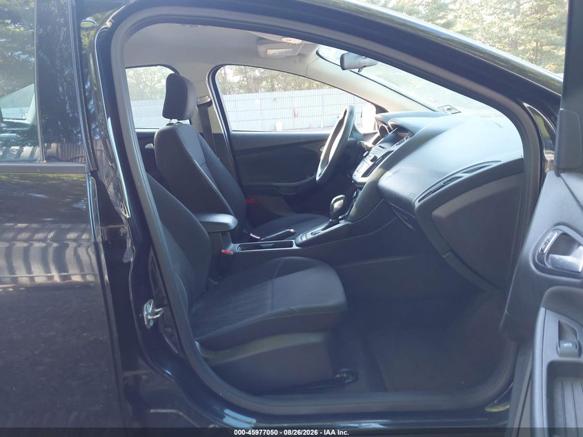 2015 FORD FOCUS auction photo 5