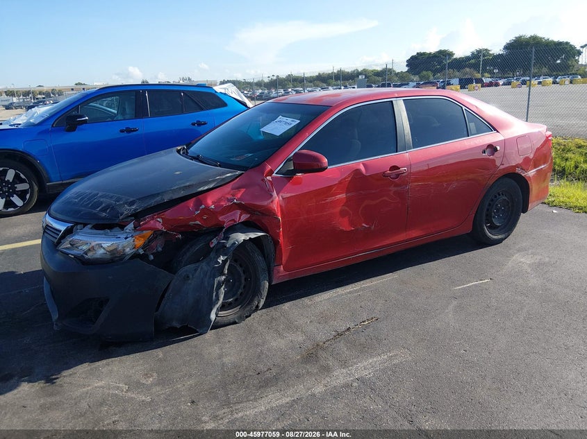 2012 Toyota Camry, Левый бок, IAAI, VIN 4T1BF1FK9CU636351 — фото 2