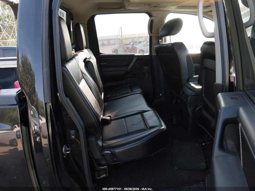 2013 NISSAN TITAN auction photo 8