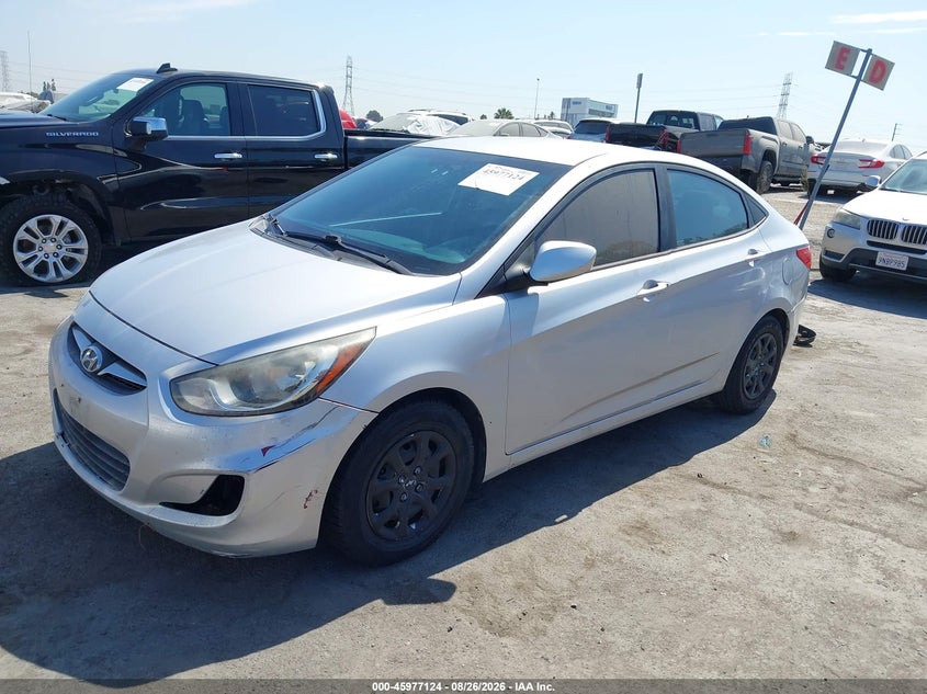 2012 HYUNDAI ACCENT auction photo 2