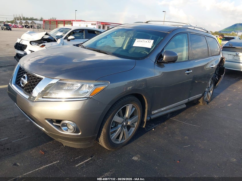 2015 Nissan Pathfinder, Left Rear, IAAI, VIN 5N1AR2MN0FC691108 — photo 2
