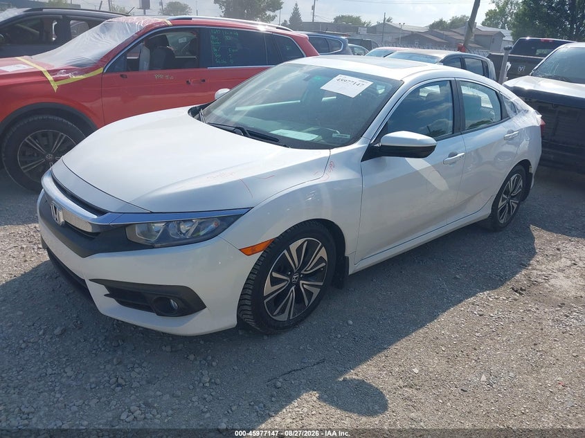 2017 Honda Civic, Стихия, IAAI, VIN 19XFC1F30HE027064 — фото 2