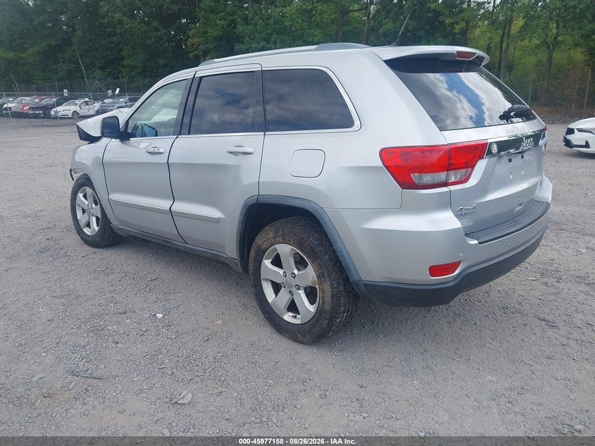 2011 JEEP GRAND CHEROKEE auction photo 3