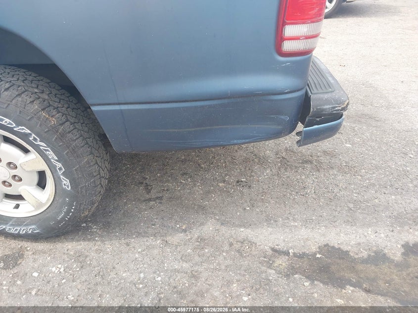 DODGE DAKOTA 2002 VIN 1B7HL38X12S651397