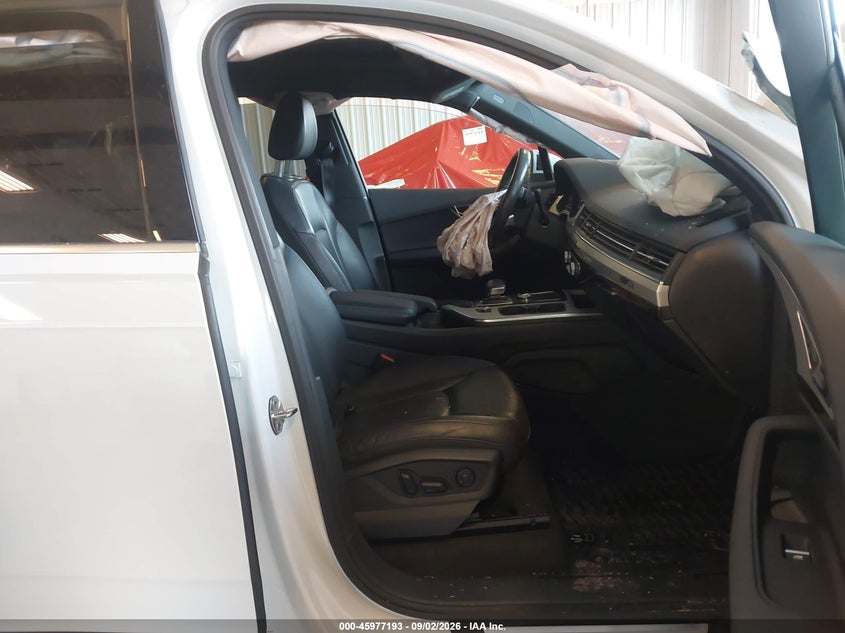 AUDI Q7 2019 VIN WA1LHAF72KD045009