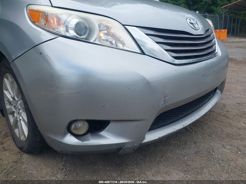 2016 TOYOTA SIENNA VAN 3.5L V-6 DOHC, VVT, REGULAR , 266HP