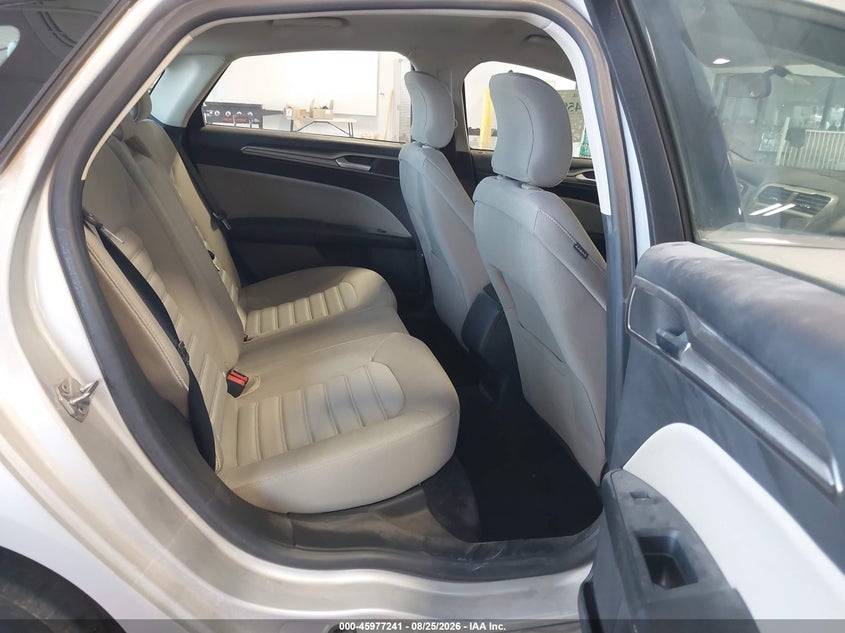 2018 FORD FUSION HYBRID auction photo 8