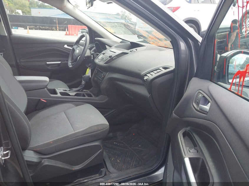 2017 FORD ESCAPE auction photo 5