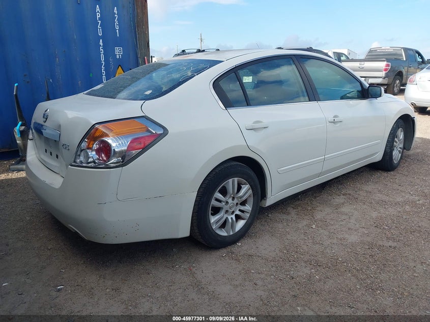 2011 NISSAN ALTIMA auction photo 4