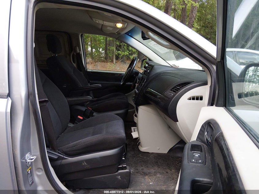 2014 RAM CARGO auction photo 5