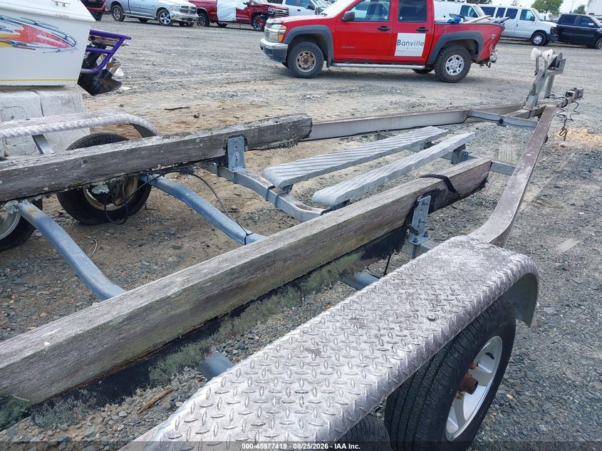2006 ROAD KING BOAT TRAILER auction photo 5