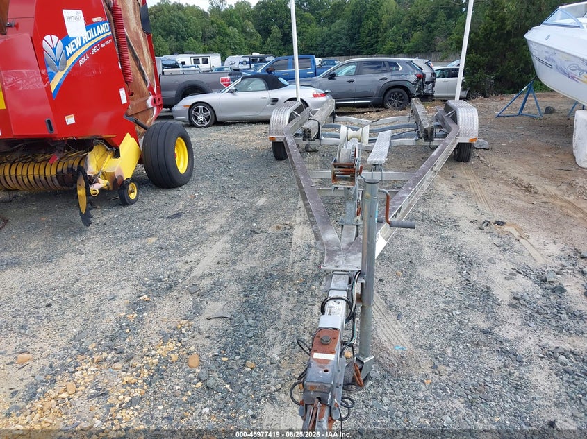 2006 ROAD KING BOAT TRAILER auction photo 6