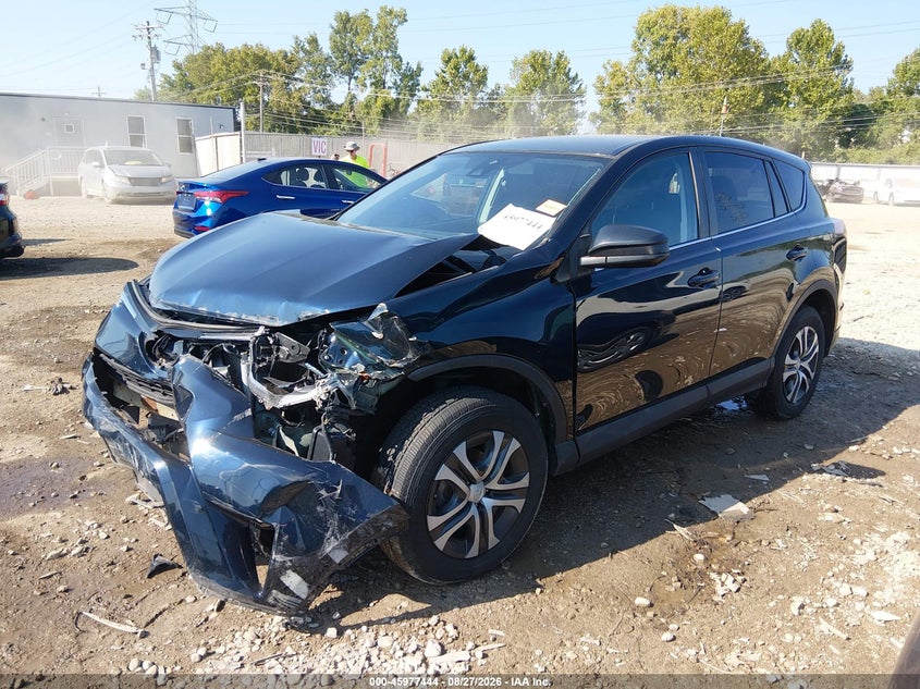 Vin: 2t3bfrev0jw757168, lot: 46476684, toyota rav4 le 20182