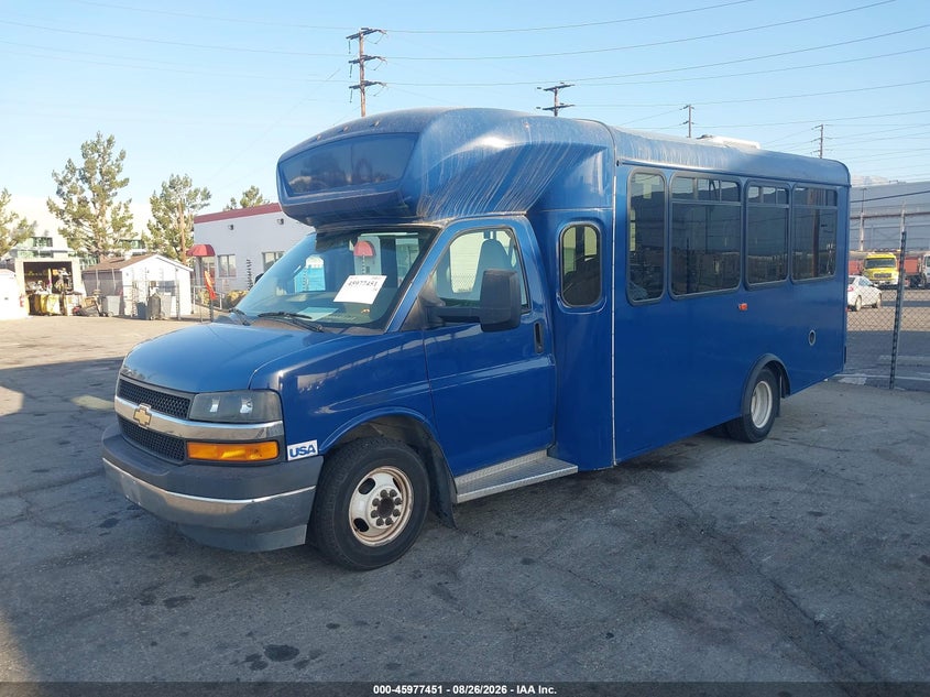 2018 CHEVROLET EXPRESS CUTAWAY 4500 auction photo 2