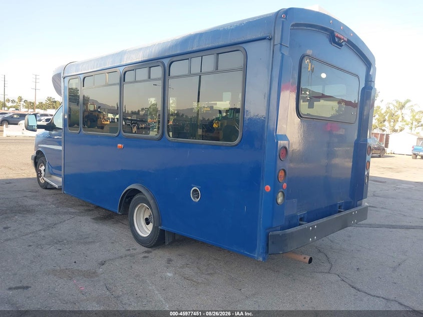 2018 CHEVROLET EXPRESS CUTAWAY 4500 auction photo 3