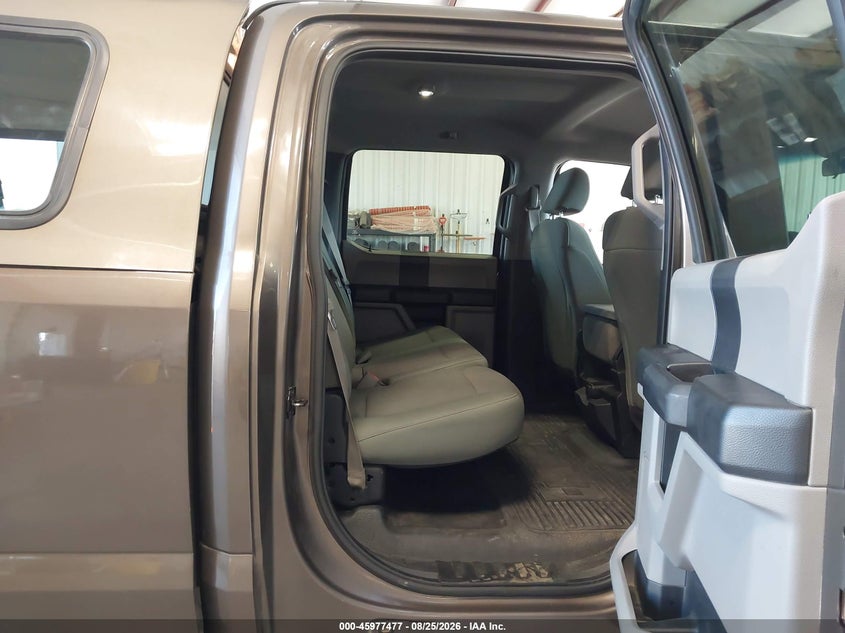 2017 FORD F-450 auction photo 8
