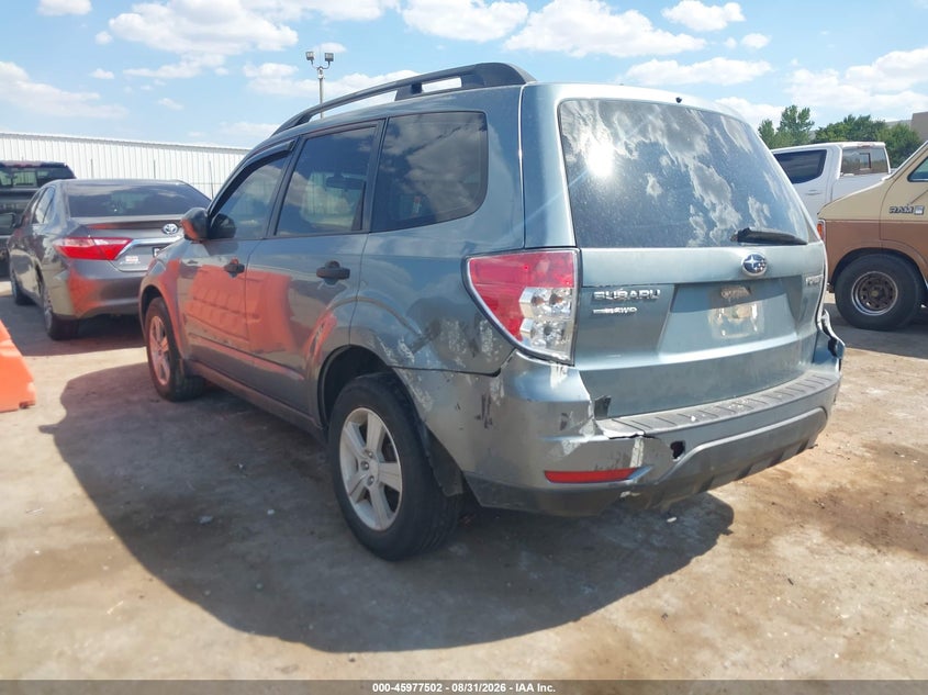 2010 SUBARU FORESTER auction photo 3