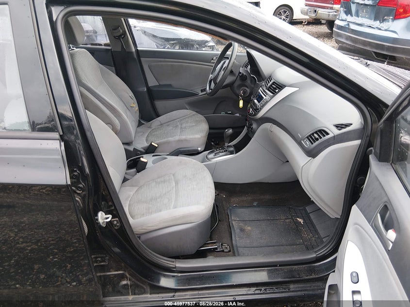 2015 HYUNDAI ACCENT auction photo 5