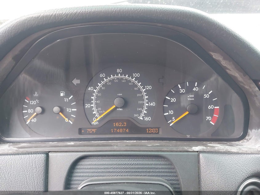1999 MERCEDES-BENZ E auction photo 7