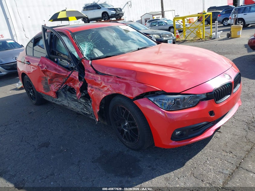 Vin: wba8a9c53gk617030, lot: 46476869, bmw 320i 2016 img_1