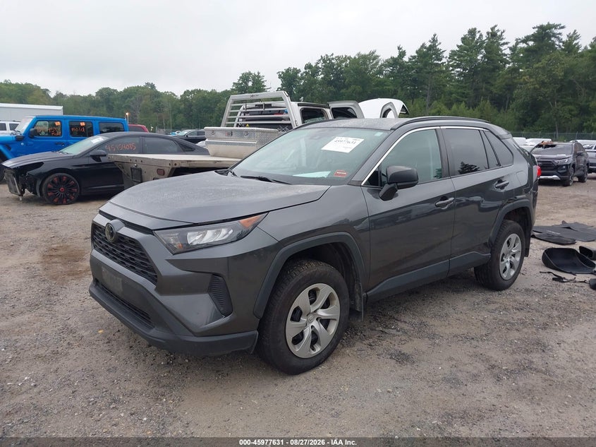 2021 Toyota RAV 4, Right Side, IAAI, VIN 2T3F1RFV8MC164503 — photo 2