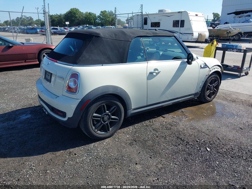 Vin: wmwzp3c55dt705955, lot: 46476975, mini convertible cooper s 20134