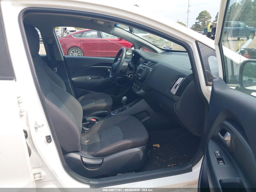 2017 KIA RIO auction photo 5