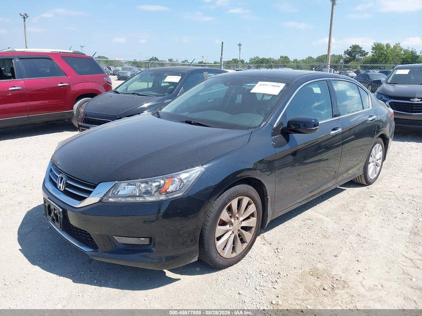 2015 Honda Accord, Левый зад, IAAI, VIN 1HGCR3F91FA024970 — фото 2