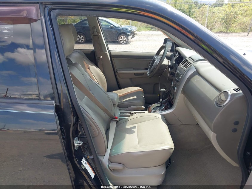 2011 SUZUKI GRAND VITARA