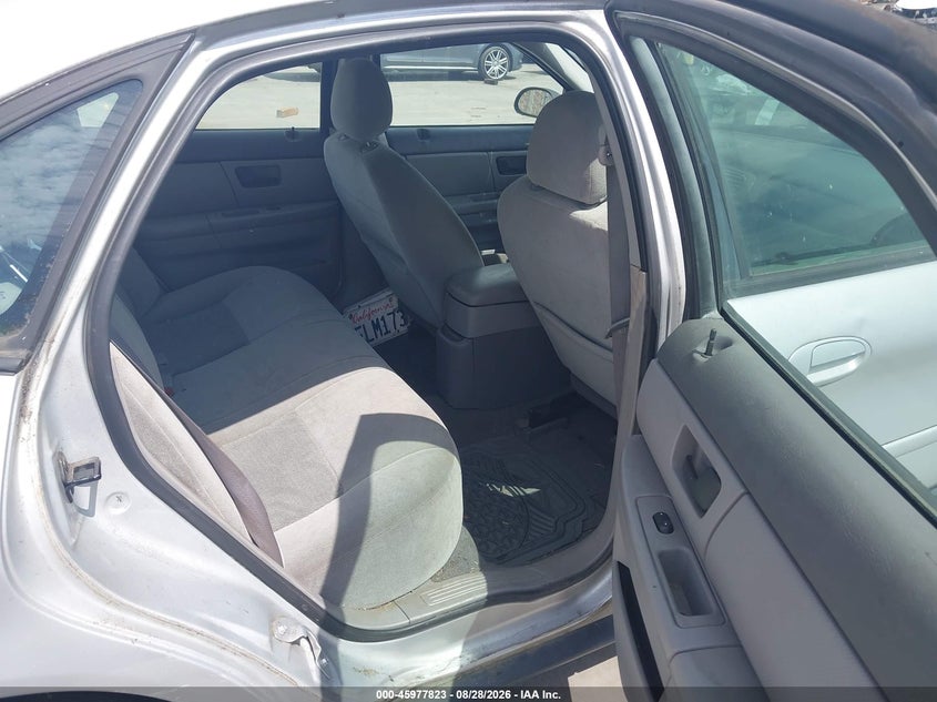 2007 FORD TAURUS auction photo 8