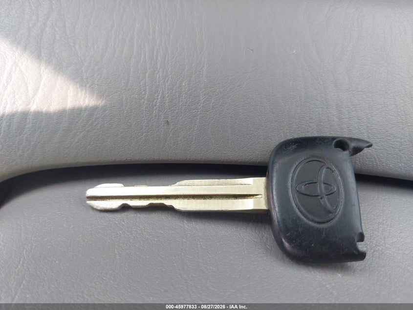 TOYOTA AVALON 2004 VIN 4T1BF28B34U339757